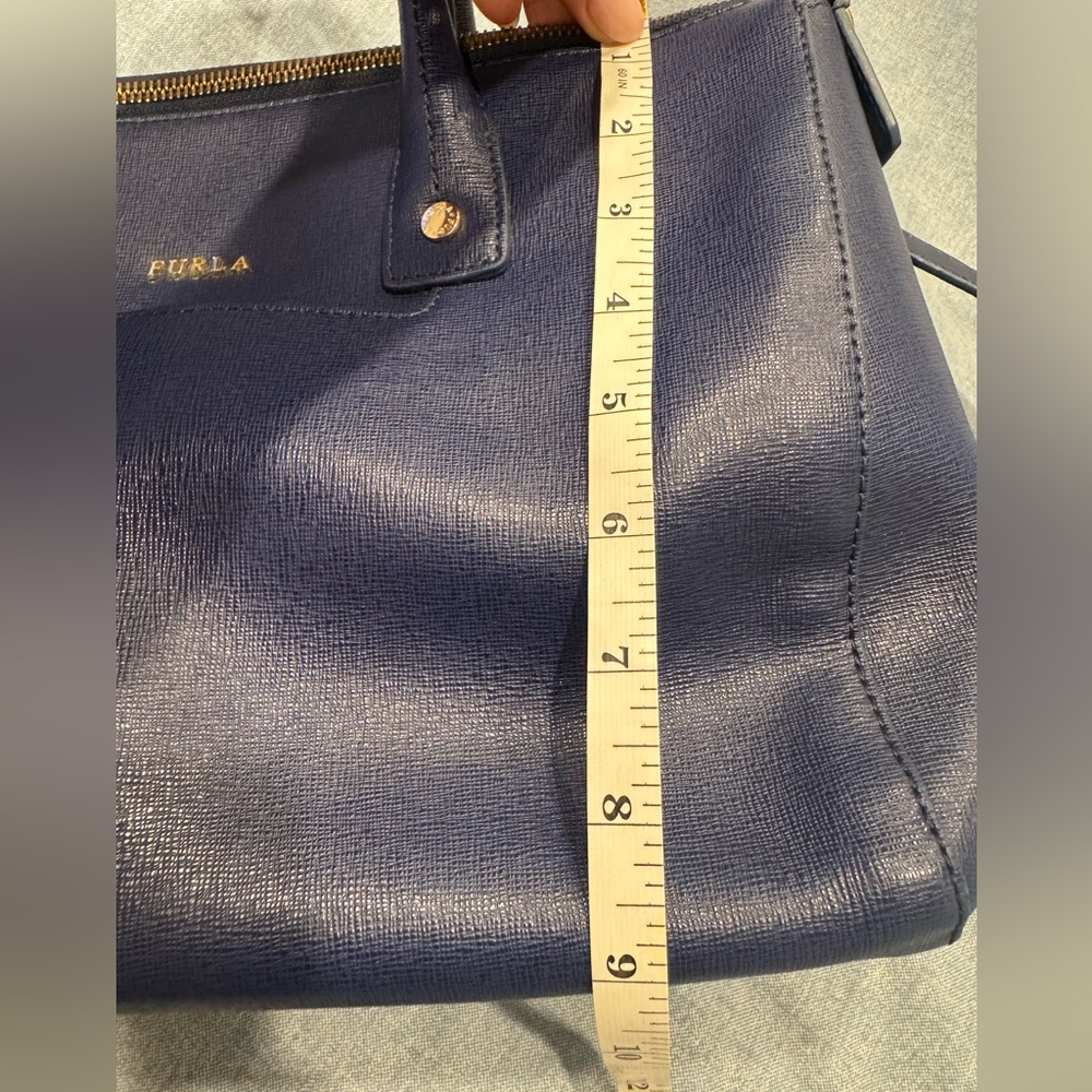 Furla Elegant Navy Blue Handbag - Picture 9 of 16